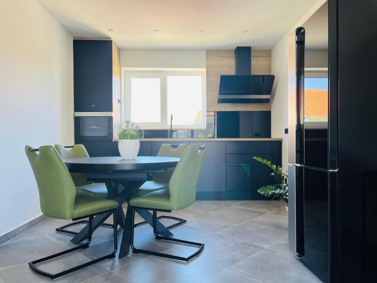 Kia Ora Apartment Trogir Exteriör bild