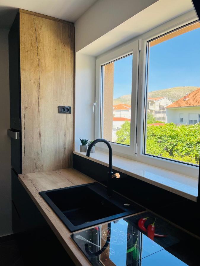 Kia Ora Apartment Trogir Exteriör bild