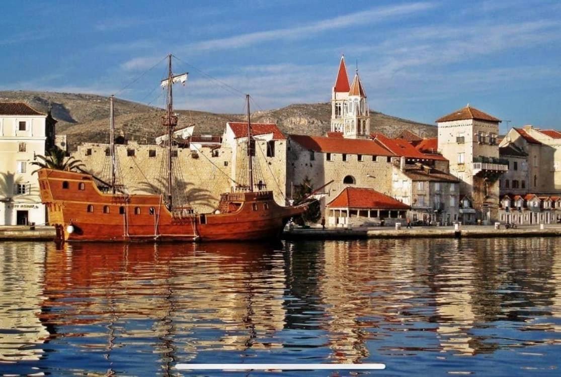 Kia Ora Apartment Trogir Exteriör bild